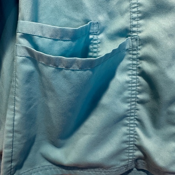 Cherokee revolution scrub jacket - Picture 4 of 5